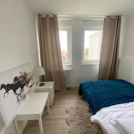 Grand Appartement Courbevoie Paris Exterior photo