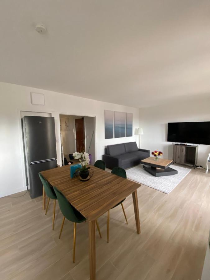 Apartment Grand Paris Courbevoie