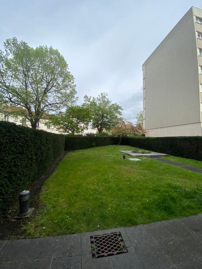 Grand Paris Apartment Courbevoie